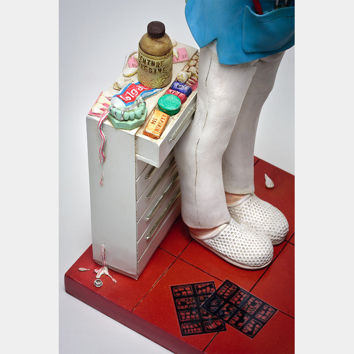 Lady Dentist - Designer Studio - Showpiece