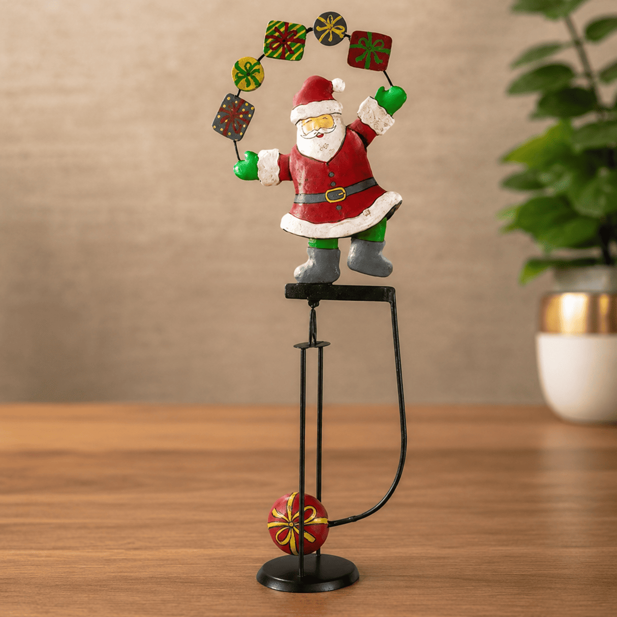 Surprise Santa- TM (balance toys)