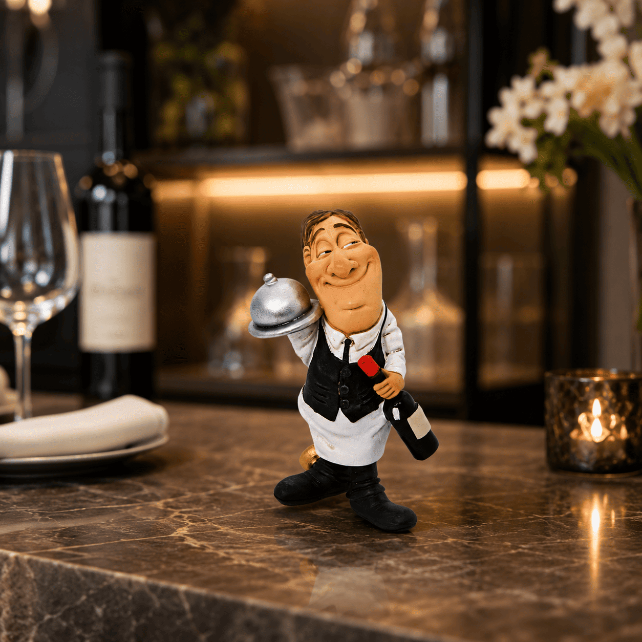 Waiter Small
